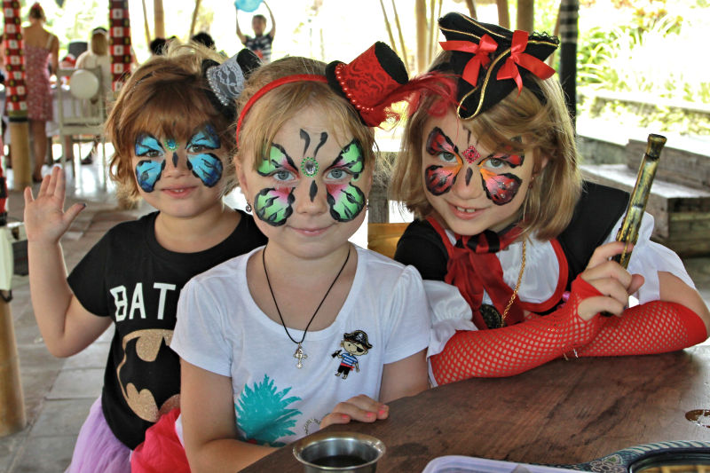 Three-Butterfly-Girls-Face-Paint
